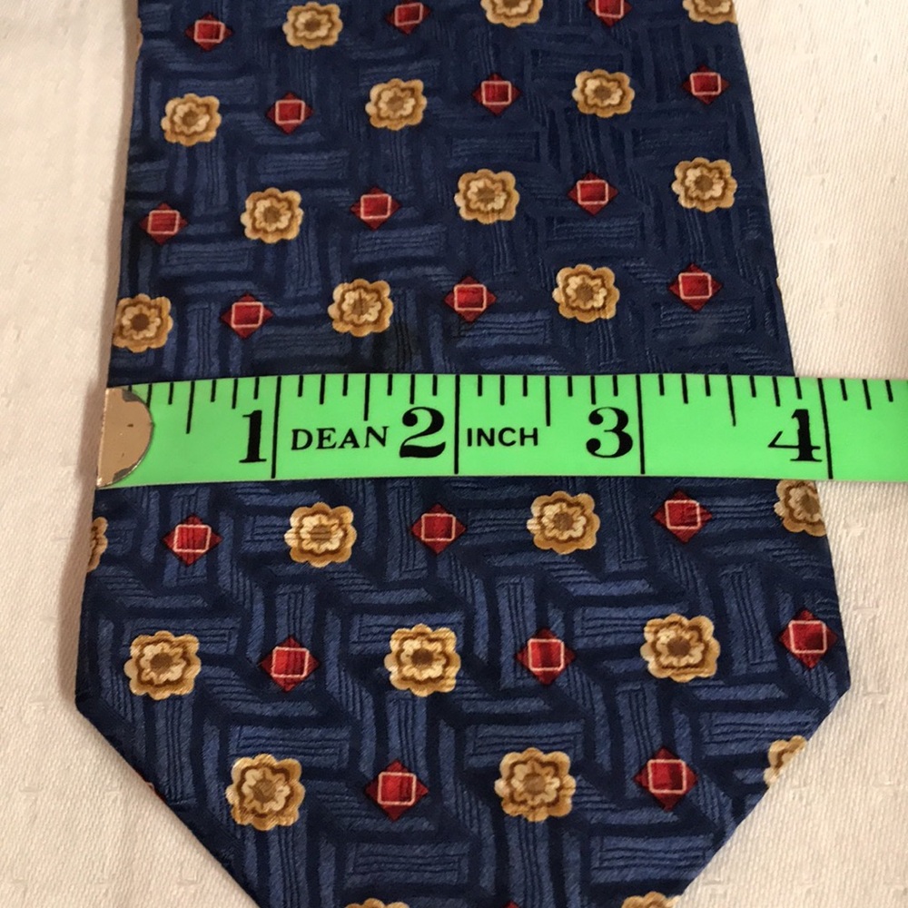 Ferrel Reed Handsewn Imported Silk Jacquard Mens Tie - Picture 9 of 9